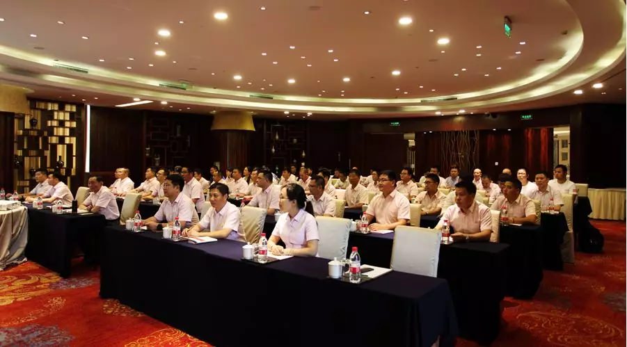 話“破繭”之勢，商“創新”之路 — 祝賀西尼機電2018年半年度營銷會議圓滿舉行