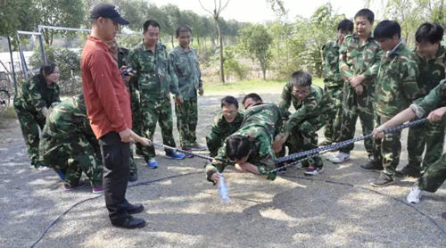 精誠合作釋文化 乘風(fēng)破浪展風(fēng)采-“雛鷹計劃”之野蘆灣拓展培訓(xùn)